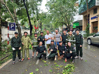 Cảnh sát bảo vệ mục tiêu khắc phục sự cố bão Yagi tại cơ quan đại diện ngoại giao