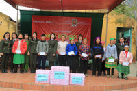 Những hình ảnh đẹp, ấm tình người nơi cực Bắc Tổ quốc