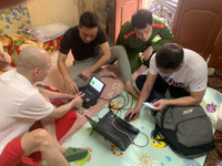 Gác kỳ nghỉ, cấp căn cước lưu động cho công dân