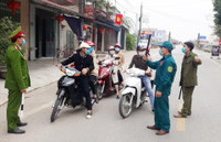 Công an huyện Mỹ Đức xuyên ngày đêm gác chốt chặn du khách vào chùa Hương