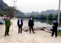 Công an huyện Mỹ Đức xuyên ngày đêm gác chốt chặn du khách vào chùa Hương