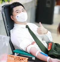 Hình ảnh đẹp trong chương trình “Sắc hồng tuổi trẻ” vì cộng đồng