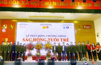 Hình ảnh đẹp trong chương trình “Sắc hồng tuổi trẻ” vì cộng đồng