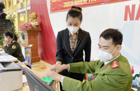 Đồng loạt triển khai cấp căn cước công dân tại điểm tiêm vaccine Covid-19 cho học sinh