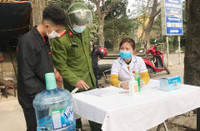 Công an quận Bắc Từ Liêm xử phạt 35 trường hợp không đeo khẩu trang nơi công cộng