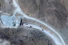 Tình báo Israel: Iran có thể đã đưa hàng nghìn máy ly tâm vào 'pháo đài bất khả xuyên phá'