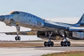 Mỹ hồi sinh oanh tạc cơ B-1B từ 'nghĩa địa máy bay' để vá lỗ hổng sức mạnh chiến lược