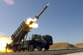 Hệ thống phòng không Patriot căng mình đối phó loạt tên lửa Iran trong xung đột Trung Đông