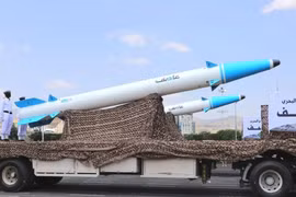 Kho tên lửa đáng sợ của Houthi đe dọa tuyến hàng hải quan trọng ở biển Đỏ