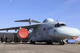 Nhật Bản công bố máy bay tác chiến điện tử EC-2, vũ khí 'làm mù radar' để bảo vệ tiêm kích