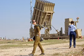 Israel chuyển 'lá chắn Vòm Sắt' tới UAE giữa căng thẳng leo thang ở Trung Đông