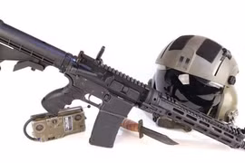GAU-5A - khẩu carbine sinh tồn giúp phi công Mỹ tự vệ sau khi nhảy dù