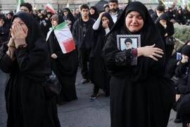 Người Iran phản ứng trái ngược về chiến dịch tập kích của Mỹ, Israel