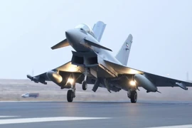 Nghi vấn Kuwait mất nhiều tiêm kích hiện đại sau đòn tấn công bằng tên lửa và UAV