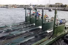 Giới phân tích cho rằng chiến lược tàu ngầm của Iran dựa trên nguyên tắc “bầy đàn dưới biển”.