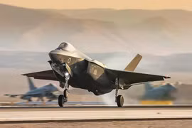 Iran tuyên bố 'phá hủy 3 tiêm kích F-35' trong đòn tấn công căn cứ Mỹ