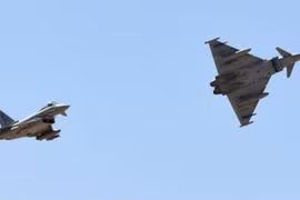 Arab Saudi vạch 'lằn ranh đỏ' khi cùng Mỹ không kích Iraq