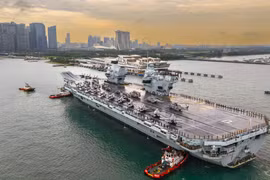 Biên đội tàu sân bay HMS Prince of Wales tới Na Uy, NATO tăng cường hiện diện tại Bắc Âu