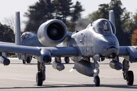 Mỹ triển khai thêm máy bay cường kích A-10 Thunderbolt II tới eo biển Hormuz, mở rộng phương án tác chiến chống Iran