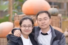 Câu chuyện cảm động phía sau quyết định từ chối ly hôn của vợ triệu phú xinh đẹp Trung Quốc