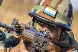 INSAS - tham vọng tự chủ súng trường của Ấn Độ và những tranh cãi kéo dài