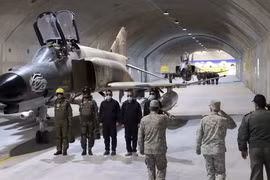 Mạng lưới căn cứ ngầm giúp tiêm kích Iran thoát đòn hủy diệt của Mỹ và Israel