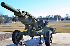 Pháo kéo 105 mm M102 - hỏa lực cơ động hiếm của Mỹ và dấu ấn sau chiến tranh Việt Nam