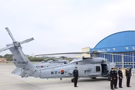 Hàn Quốc triển khai trực thăng săn ngầm MH-60R Seahawk đầu tiên, tăng cường đối phó tàu ngầm Triều Tiên