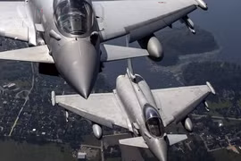 Chiến đấu cơ Eurofighter Typhoon của Đức bảo vệ không phận Bắc Cực trong nhiệm vụ NATO