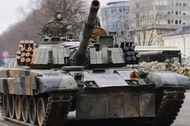 Quá trình nâng cấp xe tăng T-72 thành PT-91 Twardy của Ba Lan