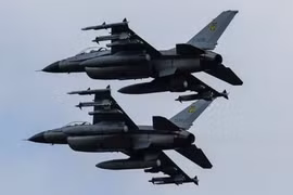 'F-16' của Ukraine rơi trên tuyến đầu khi đối phó với hỏa lực Nga