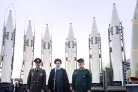 'Iran tuyên bố không đầu hàng': Tehran sẵn sàng đối đầu nếu Mỹ không thực hiện cam kết 