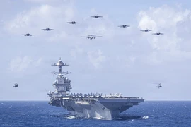 Tư lệnh Hải quân Mỹ lo siêu tàu sân bay bị quá tải