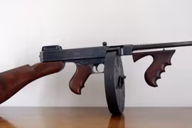 Súng tiểu liên Thompson - Hỏa lực cận chiến nổi tiếng và sự hiện diện tại Việt Nam