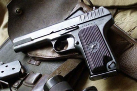 TT-33 - khẩu súng ngắn Liên Xô đơn giản nhưng uy lực, lan rộng khắp khối xã hội chủ nghĩa