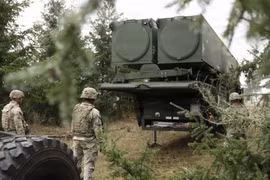 Mỹ đặt tên lửa siêu vượt âm Dark Eagle dưới quyền STRATCOM, siết chặt đòn đánh toàn cầu