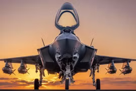 Israel trang bị thùng dầu phụ cho tiêm kích tàng hình F-35I nhằm tấn công tầm xa