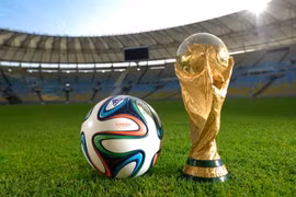 Giá trị cúp World Cup tăng vọt trong cơn sốt vàng toàn cầu