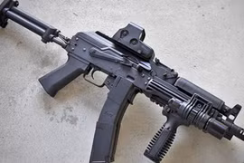 Về cơ chế vận hành, Vityaz-SN sử dụng nguyên lý trích khí với khóa nòng xoay, tương tự các súng trường dòng AK.