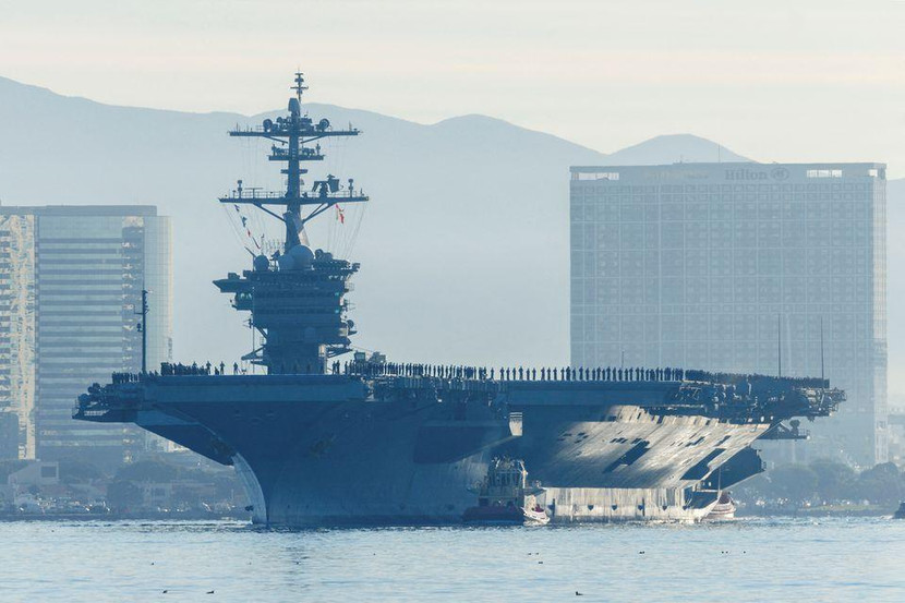 Tàu sân bay USS Abraham Lincoln của Mỹ