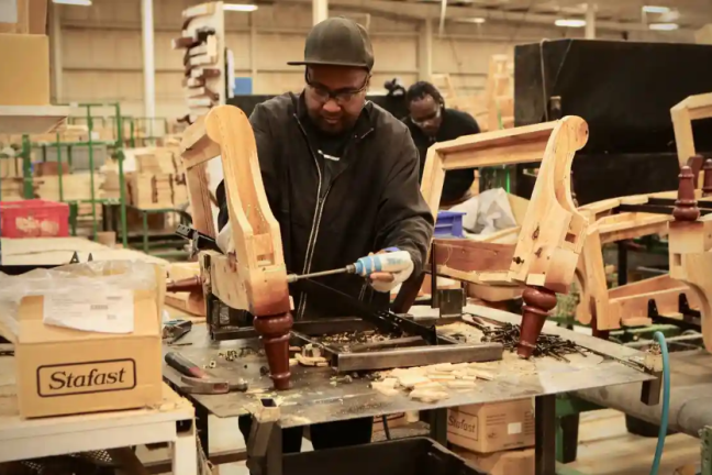 Công ty United Furniture Industries ở Mỹ bất ngờ thông báo sa thải gần 2.700 nhân viên