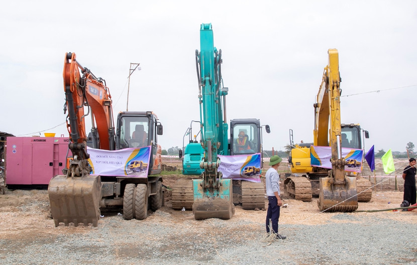 Chủ đầu tư vừa khởi công dự án Cụm công nghiệp Tam Hiệp vào tháng 1/2024 vừa qua Chủ đầu tư vừa khởi công dự án Cụm công nghiệp Tam Hiệp vào tháng 1/2024 vừa qua