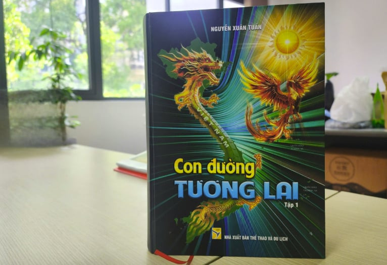 Cuốn sách là công trình đặc biệt, xuyên suốt các lĩnh vực tri thức Cuốn sách là công trình đặc biệt, xuyên suốt các lĩnh vực tri thức