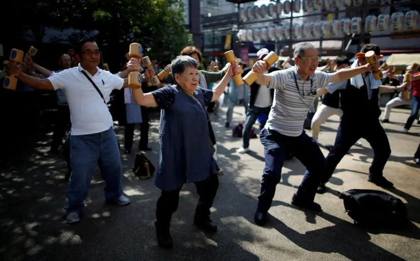 Là một trong những quốc gia già hóa dân số, Nhật Bản có nhiều hình thức để người cao tuổi sống vui, sống khỏe, sống có ích Là một trong những quốc gia già hóa dân số, Nhật Bản có nhiều hình thức để người cao tuổi sống vui, sống khỏe, sống có ích