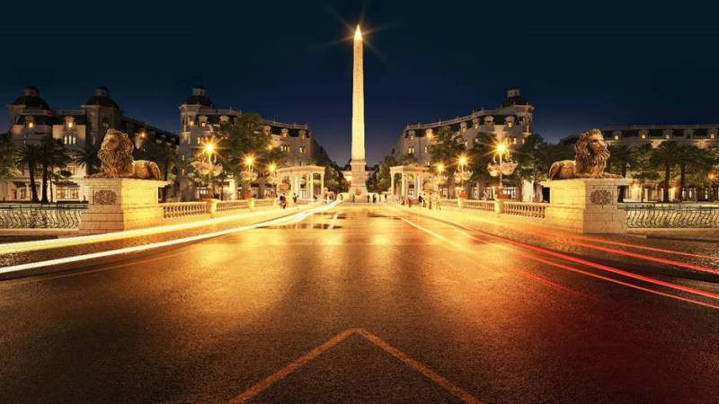 Tháp biểu tượng lung linh khi màn đêm xuống Tháp biểu tượng lung linh khi màn đêm xuống