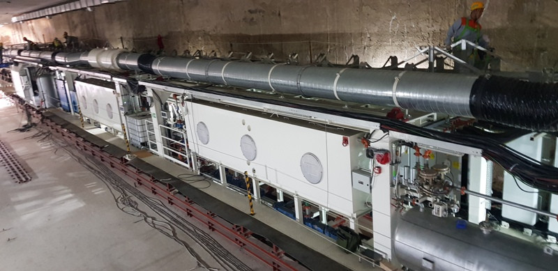 Robot đào hầm có chiều dài 90m