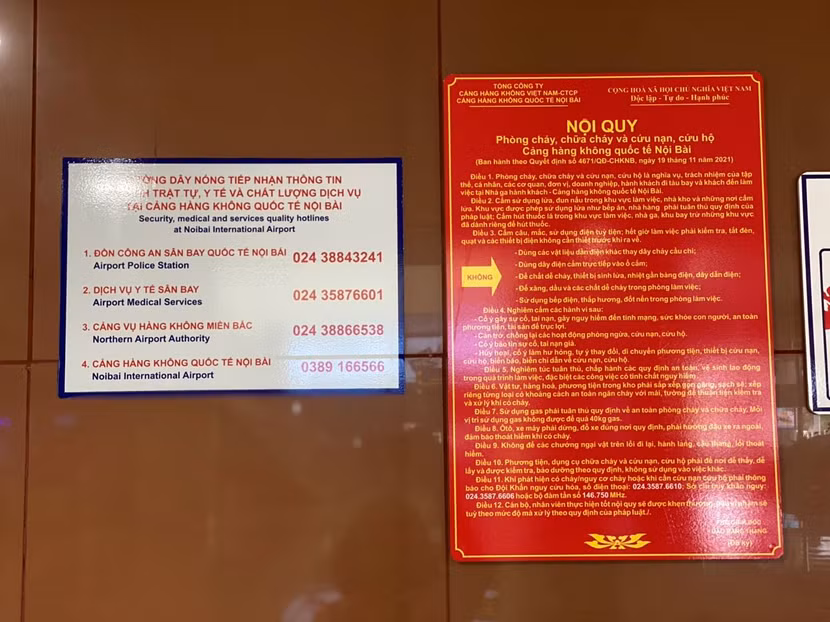 Niêm yết số điện thoại đường dây nóng tại sân bay quốc tế Nội Bài Niêm yết số điện thoại đường dây nóng tại sân bay quốc tế Nội Bài