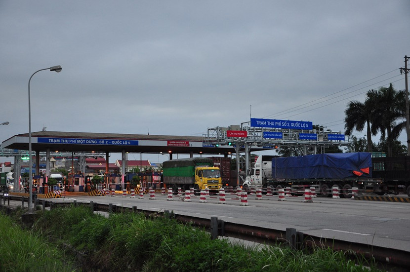 Trạm thu phí BOT số 2 trên quốc lộ 5 đặt ở đầu Hải Phòng