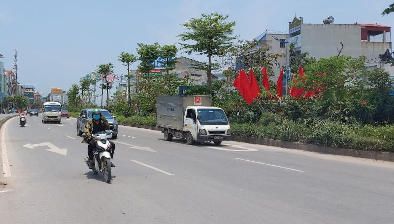 Bắc bộ và Thủ đô Hà Nội xuất hiện nắng nóng nhẹ, nền nhiệt lên mức 35 độ C trước khi mưa giông tái xuất Bắc bộ và Thủ đô Hà Nội xuất hiện nắng nóng nhẹ, nền nhiệt lên mức 35 độ C trước khi mưa giông tái xuất