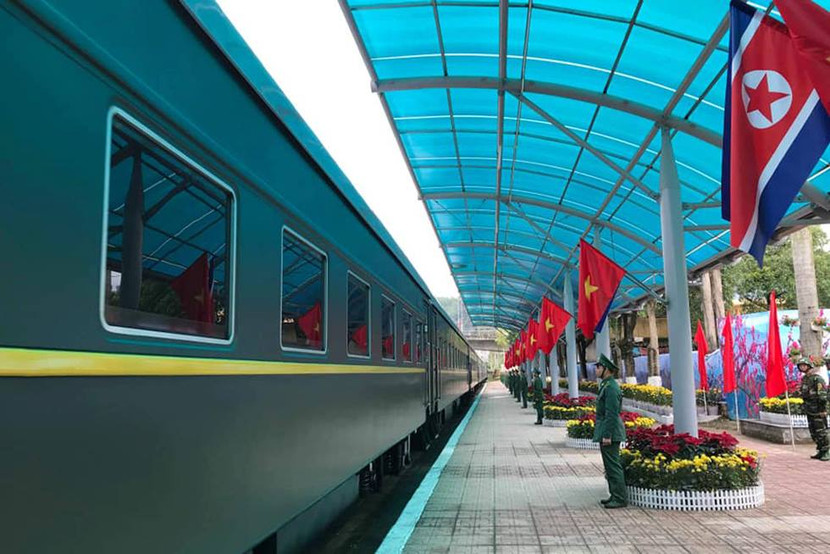 [Cập nhật] Chủ tịch Triều Tiên Kim Jong-un tạm biệt Việt Nam, lên siêu tàu bọc thép về nước ảnh 9